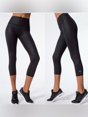 Alo Yoga XS Airlift Advantage cropped leggings black